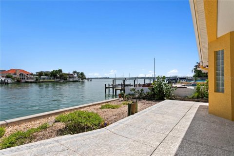 Land in Belleair Beach, Florida № 2391586 - photo 19