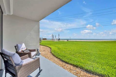 Condo in Ormond Beach, Florida, 2 bedrooms  № 1840045 - photo 22