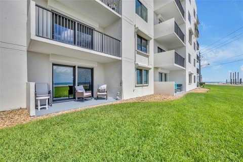 Condo in Ormond Beach, Florida, 2 bedrooms  № 1840045 - photo 23