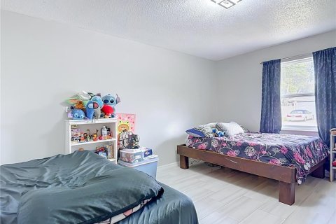 House in Kissimmee, Florida 2 bedrooms, 98.66 sq.m. № 2205634 - photo 27