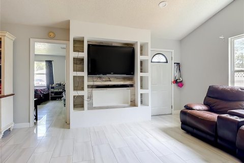House in Kissimmee, Florida 2 bedrooms, 98.66 sq.m. № 2205634 - photo 13
