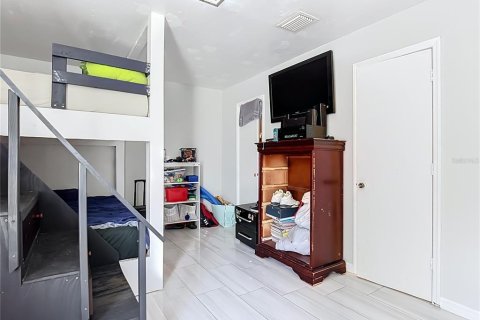 House in Kissimmee, Florida 2 bedrooms, 98.66 sq.m. № 2205634 - photo 25