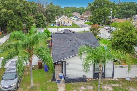 House in Kissimmee, Florida 2 bedrooms, 98.66 sq.m. № 2205634 - photo 2