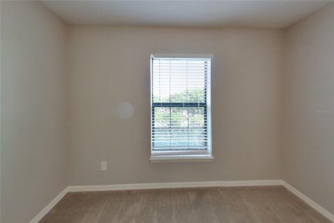 House in Dundee, Florida 3 bedrooms, 130.16 sq.m. № 2383429 - photo 9