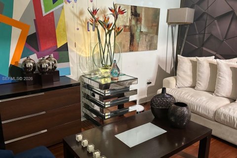 Condominio en venta en Miami Beach, Florida, 1 dormitorio, 43.66 m2 № 2090647 - foto 6