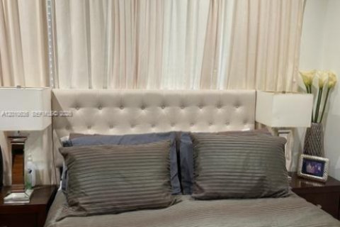 Condominio en venta en Miami Beach, Florida, 1 dormitorio, 43.66 m2 № 2090647 - foto 9