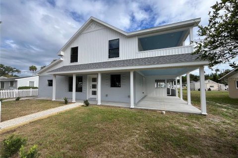 House in Edgewater, Florida 3 bedrooms, 204.38 sq.m. № 1828031 - photo 8