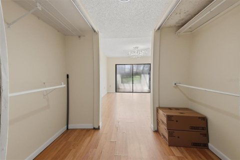 Купить кондоминиум в Сарасота, Флорида 7 комнат, 148.27м2, № 2275447 - фото 20
