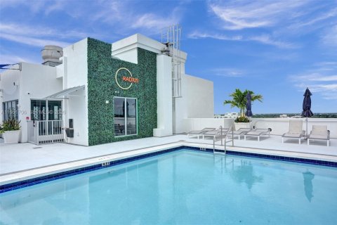 Condominio en venta en Hollywood, Florida, 1 dormitorio, 87.24 m2 № 2007435 - foto 15