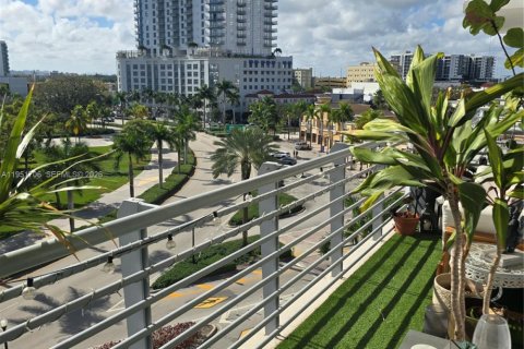 Condominio en venta en Hollywood, Florida, 1 dormitorio, 87.24 m2 № 2007435 - foto 14