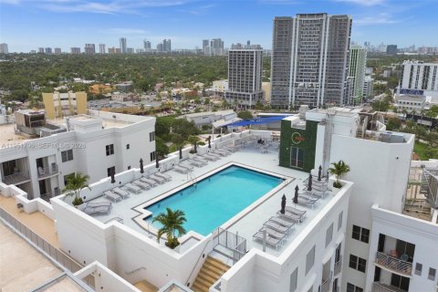 Condominio en venta en Hollywood, Florida, 1 dormitorio, 87.24 m2 № 2007435 - foto 18