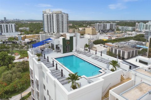 Condominio en venta en Hollywood, Florida, 1 dormitorio, 87.24 m2 № 2007435 - foto 19