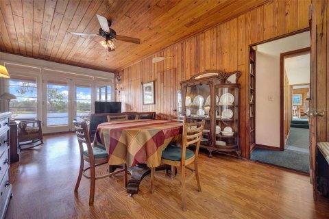 House in DeLand, Florida 5 bedrooms, 255.67 sq.m. № 2223041 - photo 26