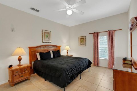 Condo in Davenport, Florida, 2 bedrooms  № 1912876 - photo 2