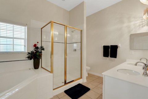 Condo in Davenport, Florida, 2 bedrooms  № 1912876 - photo 4
