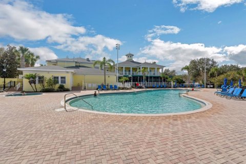 Condo in Davenport, Florida, 2 bedrooms  № 1912876 - photo 11