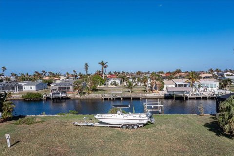 Land in Punta Gorda, Florida № 1429148 - photo 5