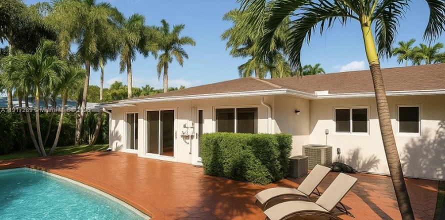 Propiedad comercial en Dania Beach, Florida 272.2 m2 № 1973554