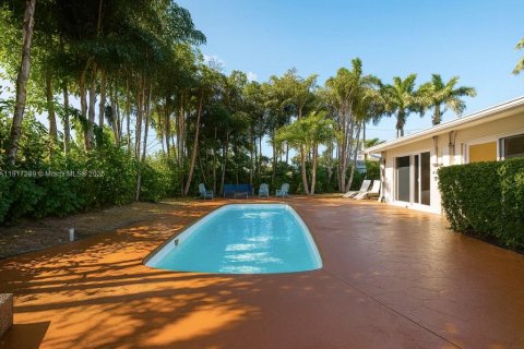 Propiedad comercial en venta en Dania Beach, Florida, 272.2 m2 № 1973554 - foto 14