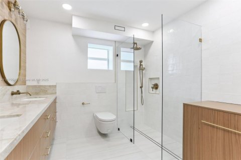 Condominio en venta en Coral Gables, Florida, 2 dormitorios, 113.43 m2 № 1920565 - foto 10