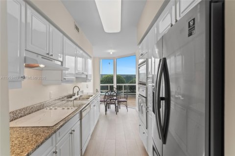 Купить кондоминиум в Майами-Бич, Флорида 2 спальни, 128.21м2, № 2007688 - фото 15