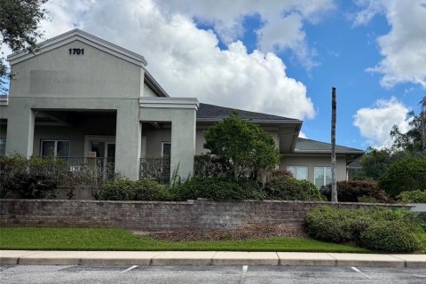 Commercial property in Gainesville, Florida 238.76 sq.m. № 2381329