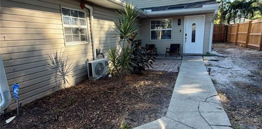 Villa ou maison à Bradenton, Floride 4 chambres, 160.54 m2 № 2418637