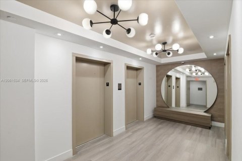 Apartamento en alquiler en Hollywood, Florida, 1 dormitorio, 62.43 m2 № 2273942 - foto 25