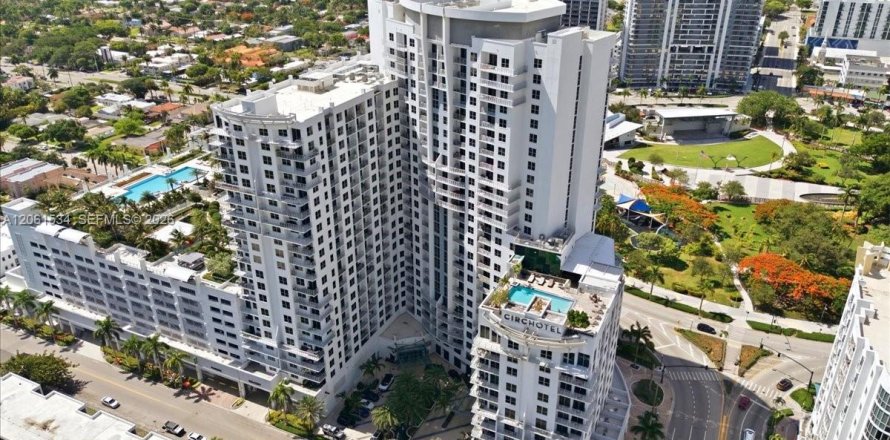 Apartamento en Hollywood, Florida 1 dormitorio, 62.43 m2 № 2273942