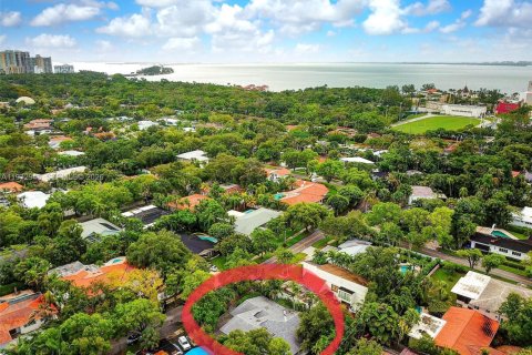 Casa en venta en Miami, Florida, 4 dormitorios, 347.55 m2 № 2032988 - foto 5