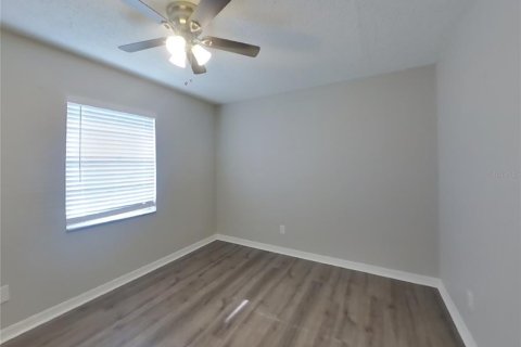 House in Dade City, Florida 4 bedrooms, 108.14 sq.m. № 1884030 - photo 13