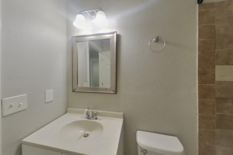 House in Dade City, Florida 4 bedrooms, 108.14 sq.m. № 1884030 - photo 17