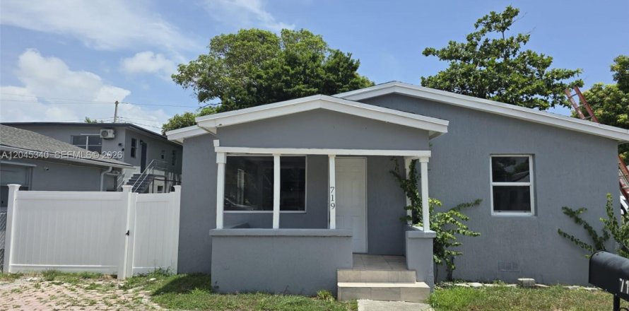 Villa ou maison à West Palm Beach, Floride 2 chambres, 80.82 m2 № 2267816