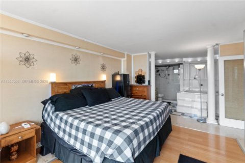 Купить кондоминиум в Майами, Флорида 2 спальни, 105.91м2, № 2090782 - фото 16