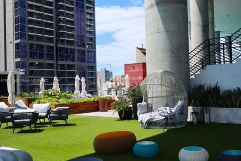 Condo in Miami, Florida, 1 bedroom  № 1746284 - photo 6