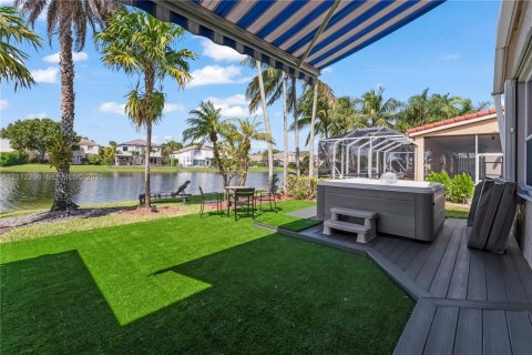Villa ou maison à vendre à Miramar, Floride: 4 chambres, 229.38 m2 № 2431298 - photo 26