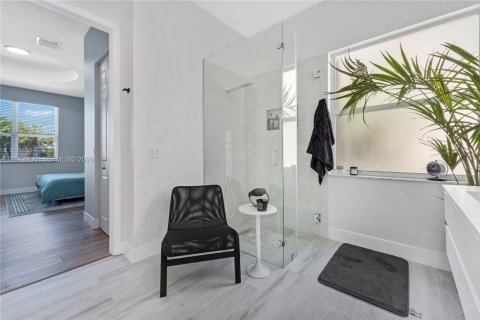 Villa ou maison à vendre à Miramar, Floride: 4 chambres, 229.38 m2 № 2431298 - photo 21