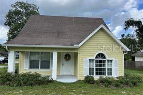 Casa en alquiler en DeLand, Florida, 2 dormitorios, 111.48 m2 № 1908564 - foto 1
