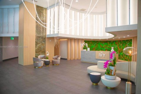 Condominio en alquiler en Miami, Florida, 1 dormitorio, 78.6 m2 № 1995213 - foto 16