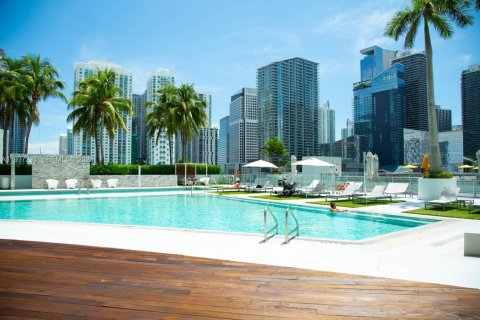 Condominio en alquiler en Miami, Florida, 1 dormitorio, 78.6 m2 № 1995213 - foto 17