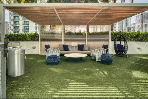 Condominio en alquiler en Miami, Florida, 1 dormitorio, 78.6 m2 № 1995213 - foto 23