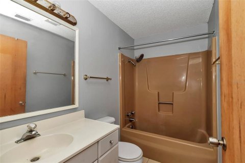 Casa en venta en Ocala, Florida, 6 dormitorios, 230.21 m2 № 1833338 - foto 13