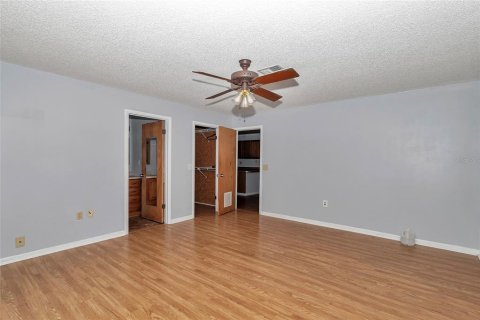 Casa en venta en Ocala, Florida, 6 dormitorios, 230.21 m2 № 1833338 - foto 16