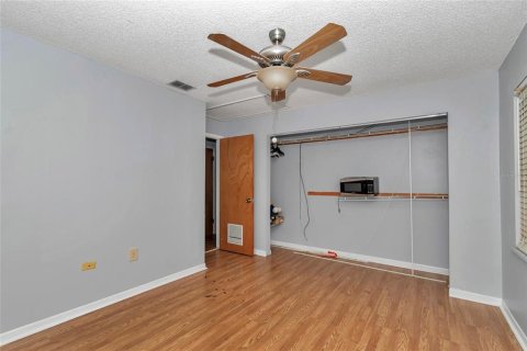 Casa en venta en Ocala, Florida, 6 dormitorios, 230.21 m2 № 1833338 - foto 12