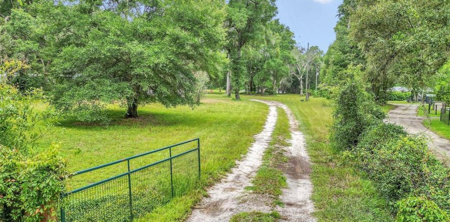 Casa en Ocala, Florida 6 dormitorios, 230.21 m2 № 1833338