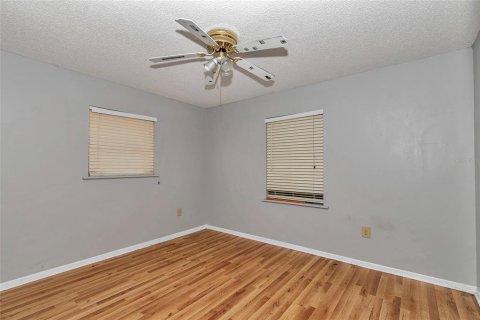 Casa en venta en Ocala, Florida, 6 dormitorios, 230.21 m2 № 1833338 - foto 14