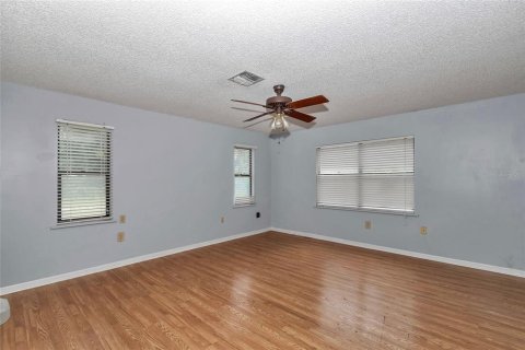 Casa en venta en Ocala, Florida, 6 dormitorios, 230.21 m2 № 1833338 - foto 18
