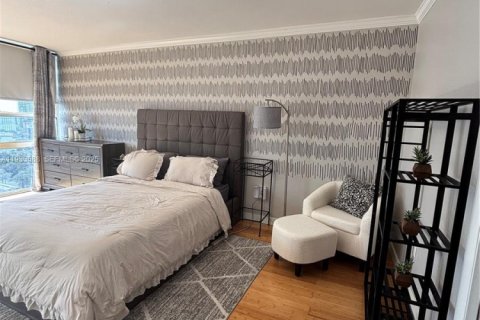 Снять в аренду кондоминиум в Майами, Флорида 2 спальни, 91.97м2, № 1991988 - фото 13