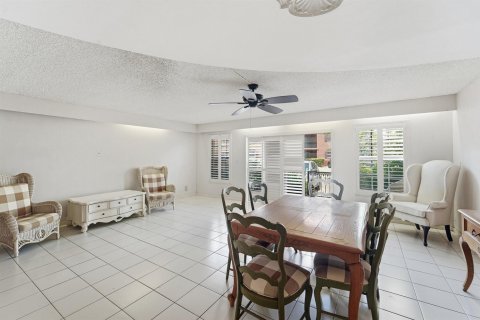 Condominio en venta en Fort Lauderdale, Florida, 2 dormitorios, 138.98 m2 № 2272501 - foto 2