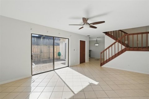 Townhouse in Fort Myers, Florida 2 bedrooms, 117.06 sq.m. № 1716998 - photo 4